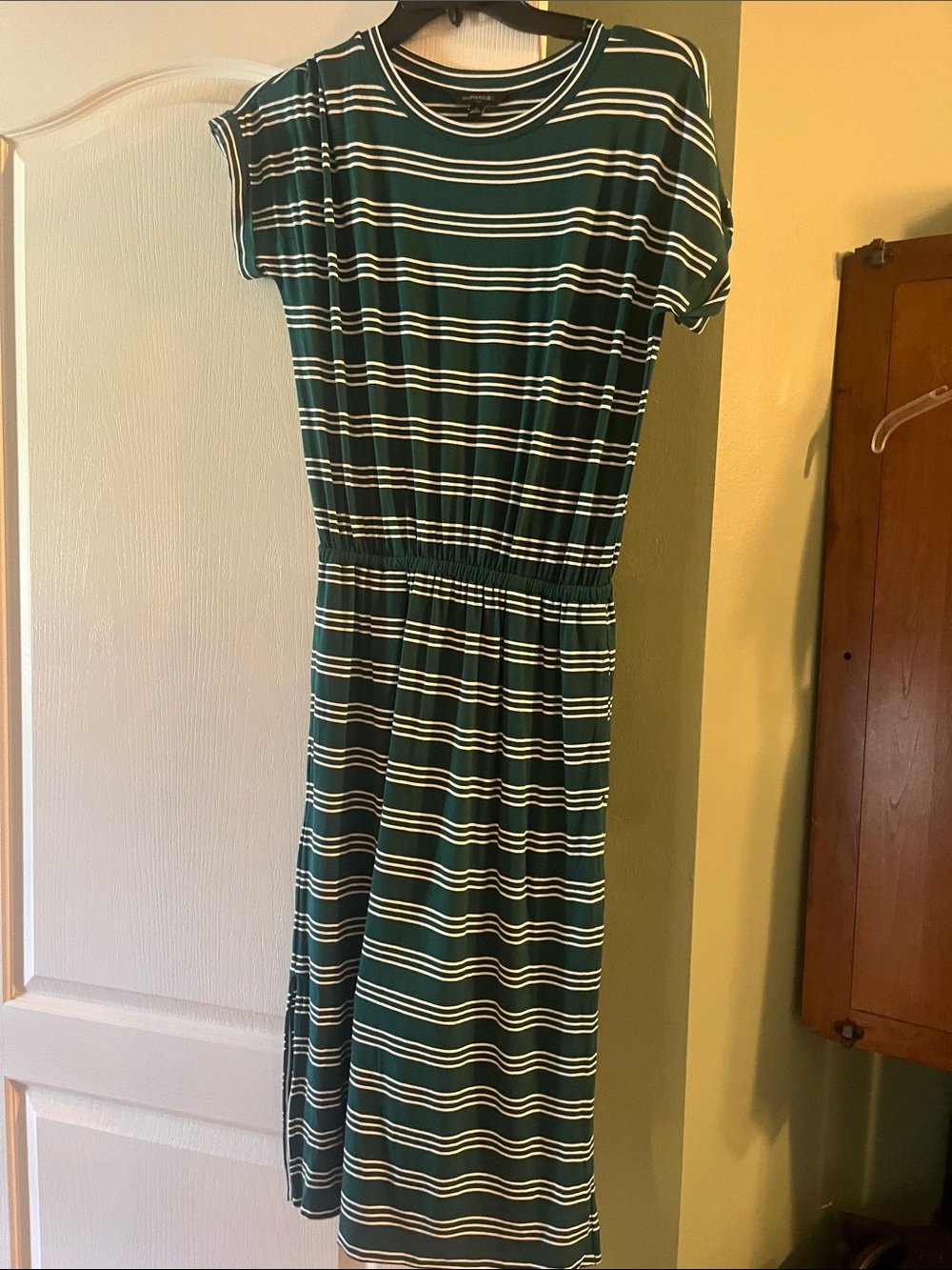Casual dress from Banana Republic- NWOT!